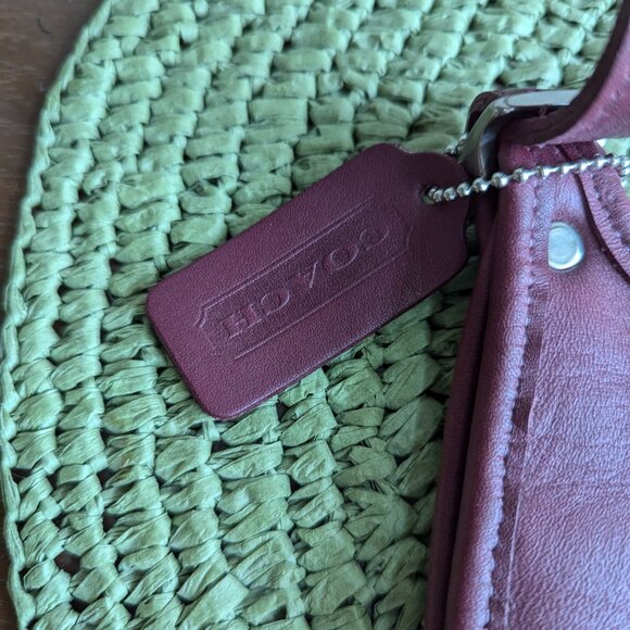 Vintage Coach # 9142 Legacy Hippie Flap Slip Burgundy Leather Crossbody Bag - Picture 4 of 10